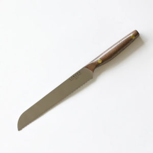 Lamson – 56513 – 8″ Vintage Bread Walnut Handle Bread Knife