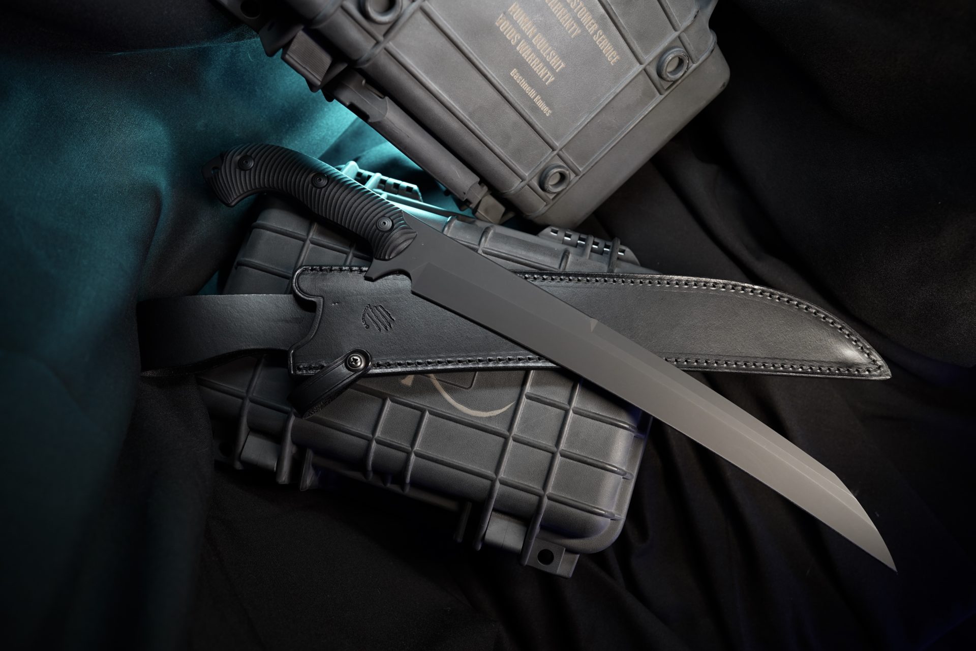 Bastinelli Creations - BAS200 - Separateur - Fixed Blade Knife - 12C27 Black Oxide Tanto - G10 - Black - Image 9