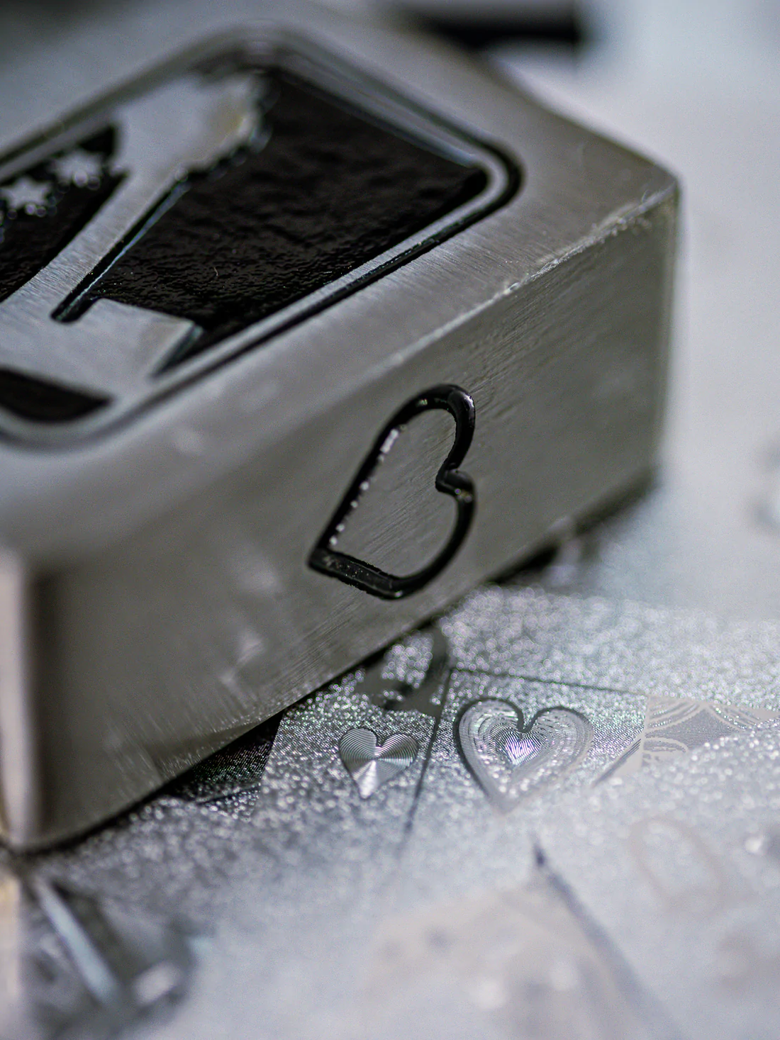 World Axe Throwing League - WATL007 - Queen of Hearts Throwing Axe - 1045 Carbon Steel - American Hickory - Round - Image 12