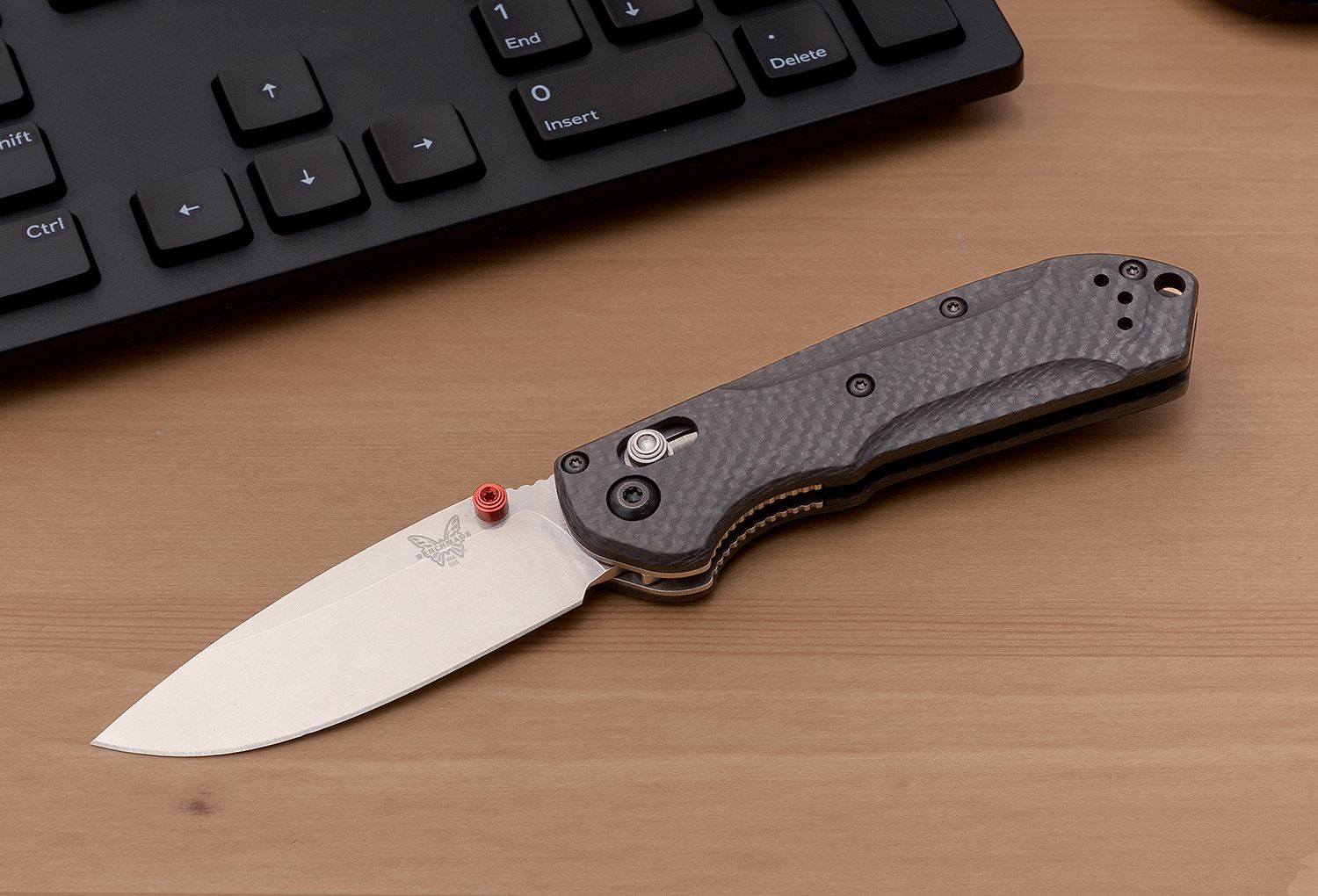 Benchmade - 565-1 - Mini Freek - Folding Knife - S90V Stonewash Drop Point - Carbon Fiber - Black - Image 19