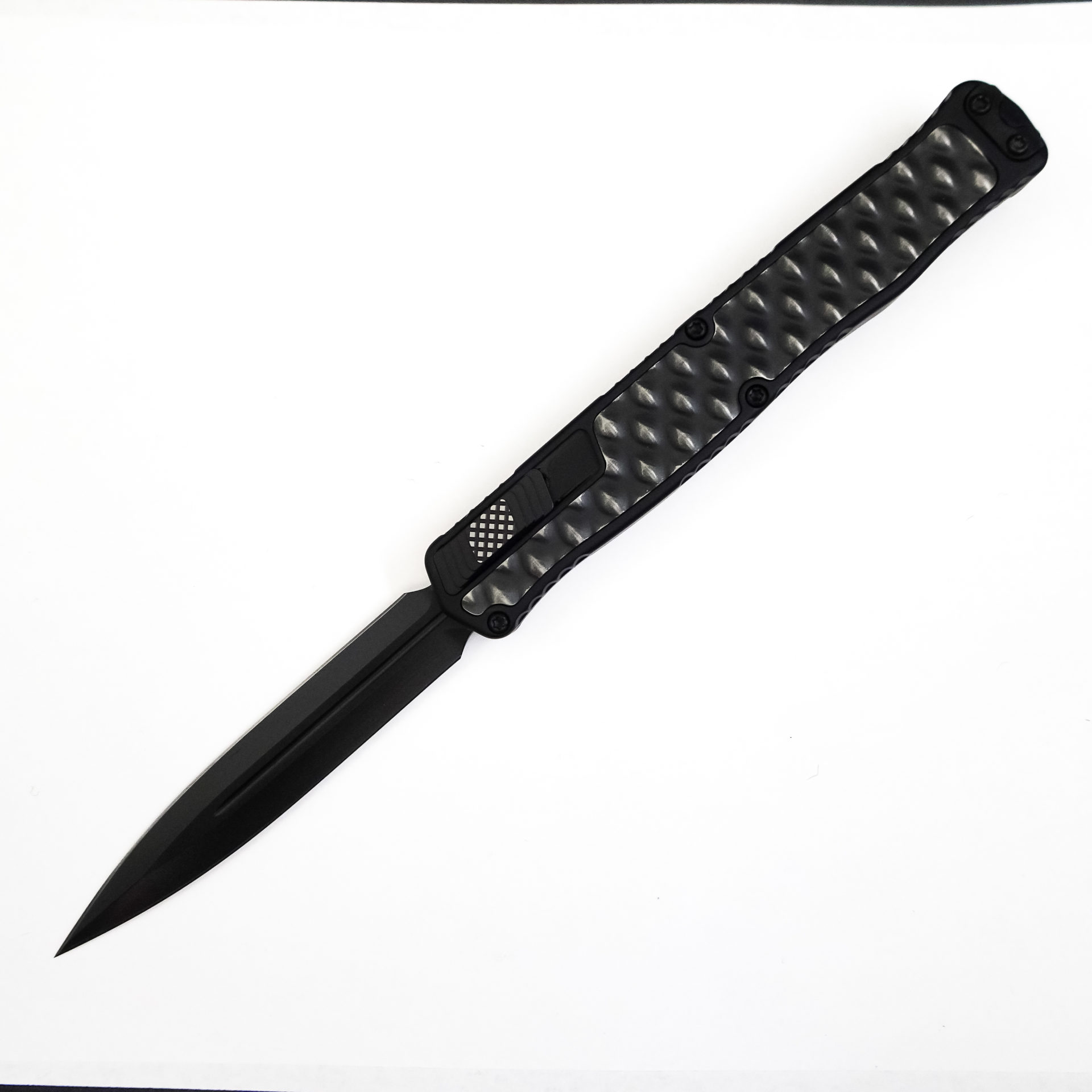 Heretic Knives product by Heretic Knives