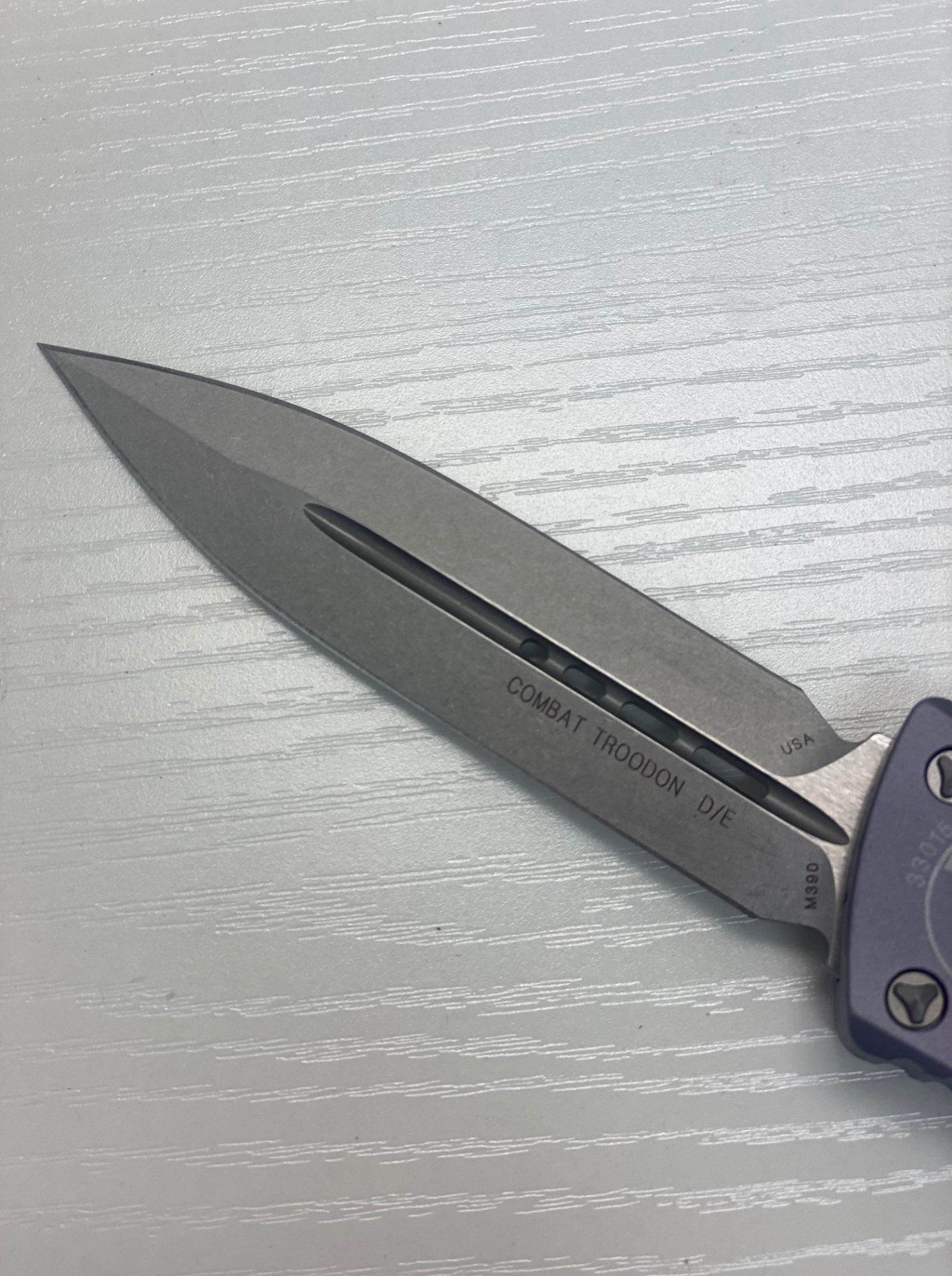 Microtech - 142-10GY - Combat Troodon - OTF Auto - Stonewash D/E - 6061-T6 Aluminum - Gray - Image 7