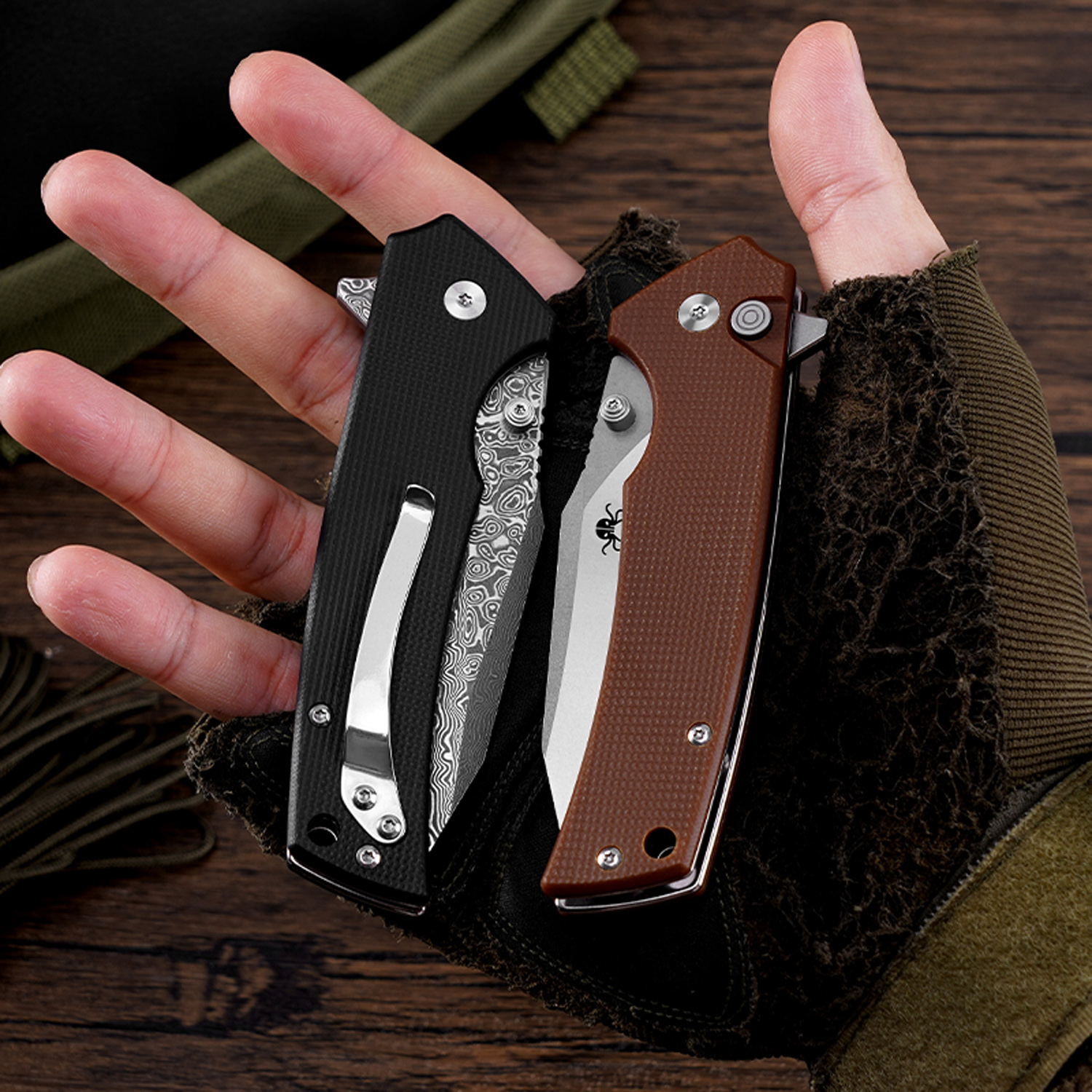 Klaken Knives - J313-BK-DAM - Riven - Folding Knife - Damascus Reverse Tanto - G10 - Black - Image 9